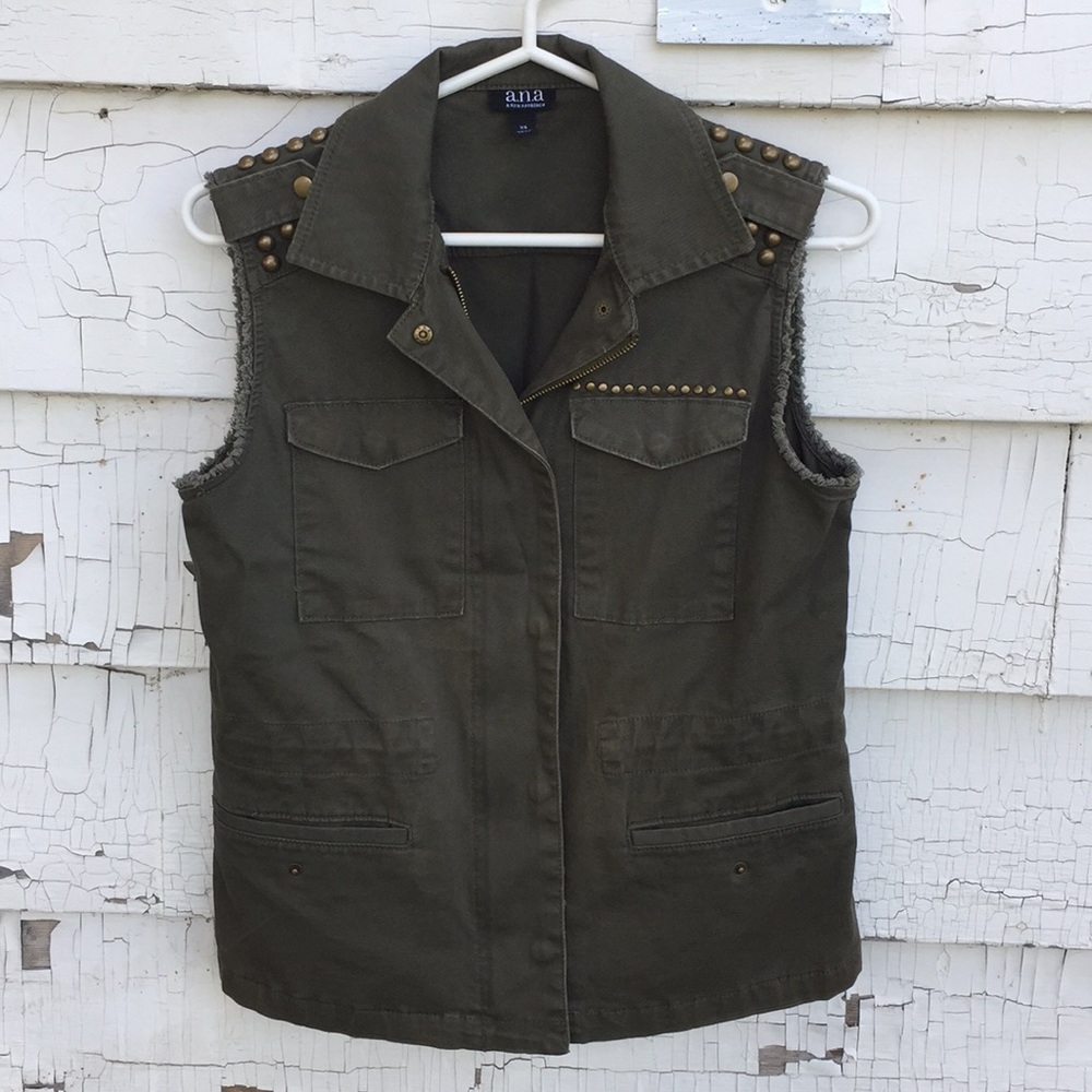 a.n.a Olive-Army Green Cargo Vest